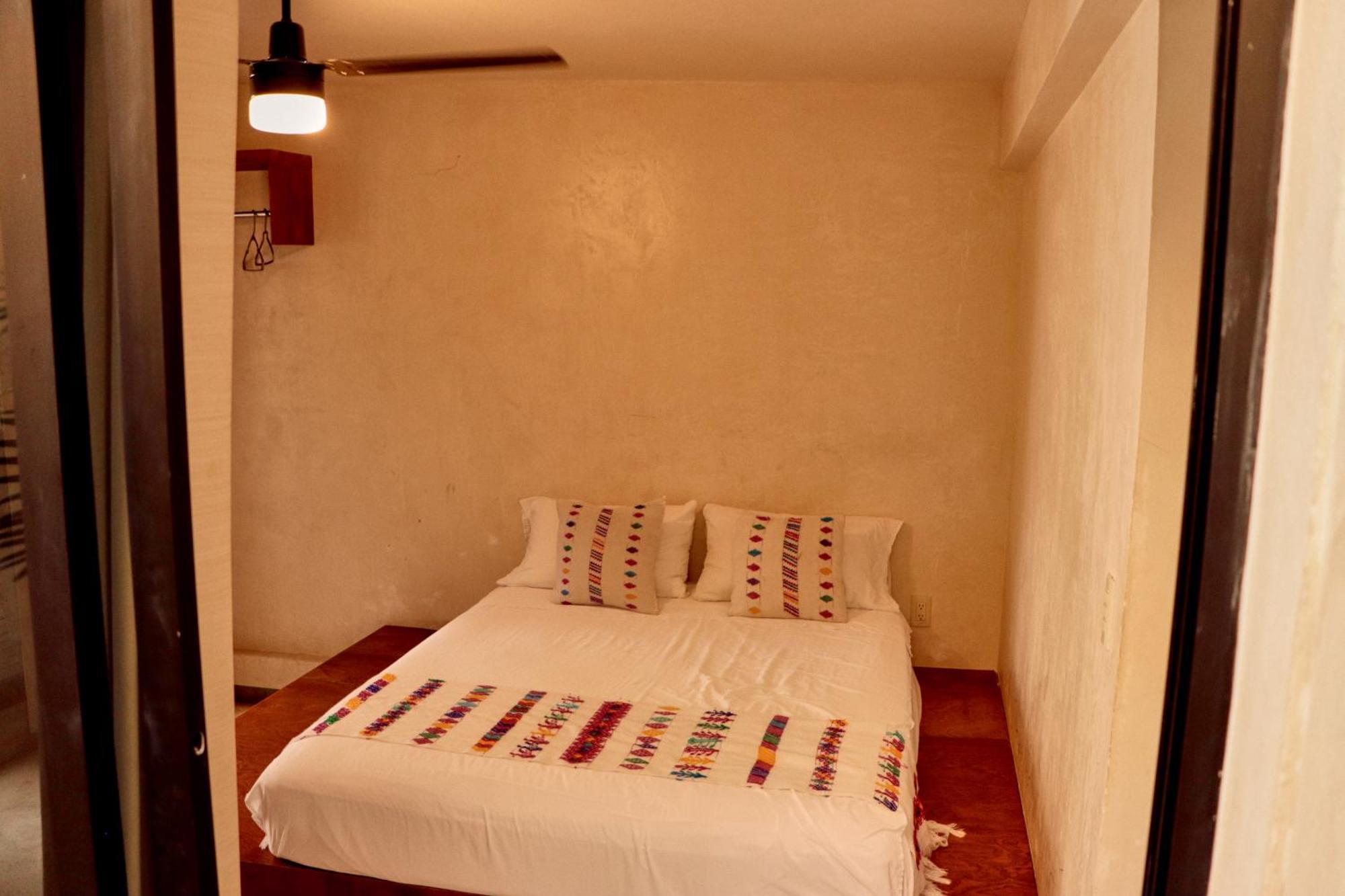 Casa Nomada Hotel - Hostal 툭스틀라 외부 사진